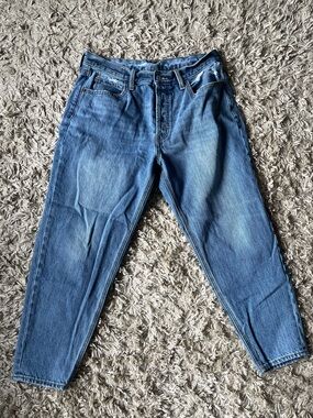 Old Navy Women’s High-Rise Slouchy Taper Jeans